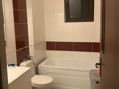 baie moderna cu cada apartament inchiriere Popești Leordeni Ilfov